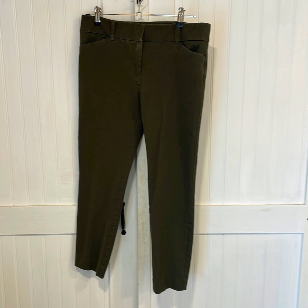 Ny & Co stretch olive green pants size 8